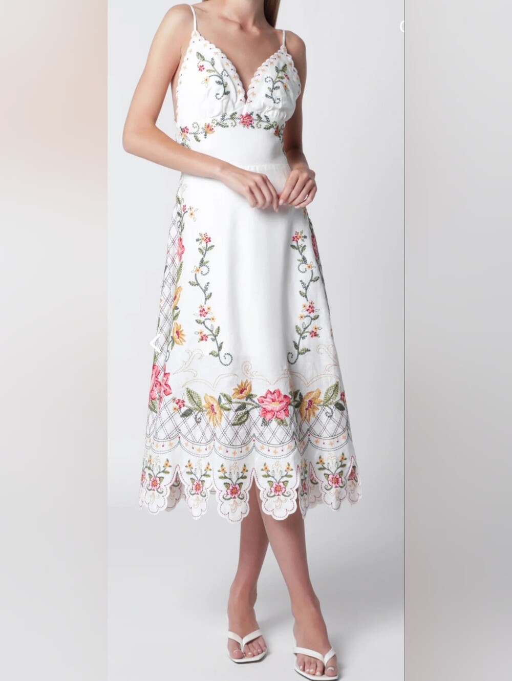 Farm Rio 100% Linen Embroidered Midi Dress. Retail Price $398 - Picture 4 of 9